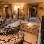 Ksiecia Jozefa Hotel 3*