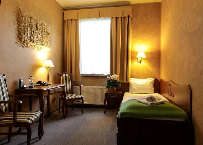 Księcia Józefa 3* Poznań